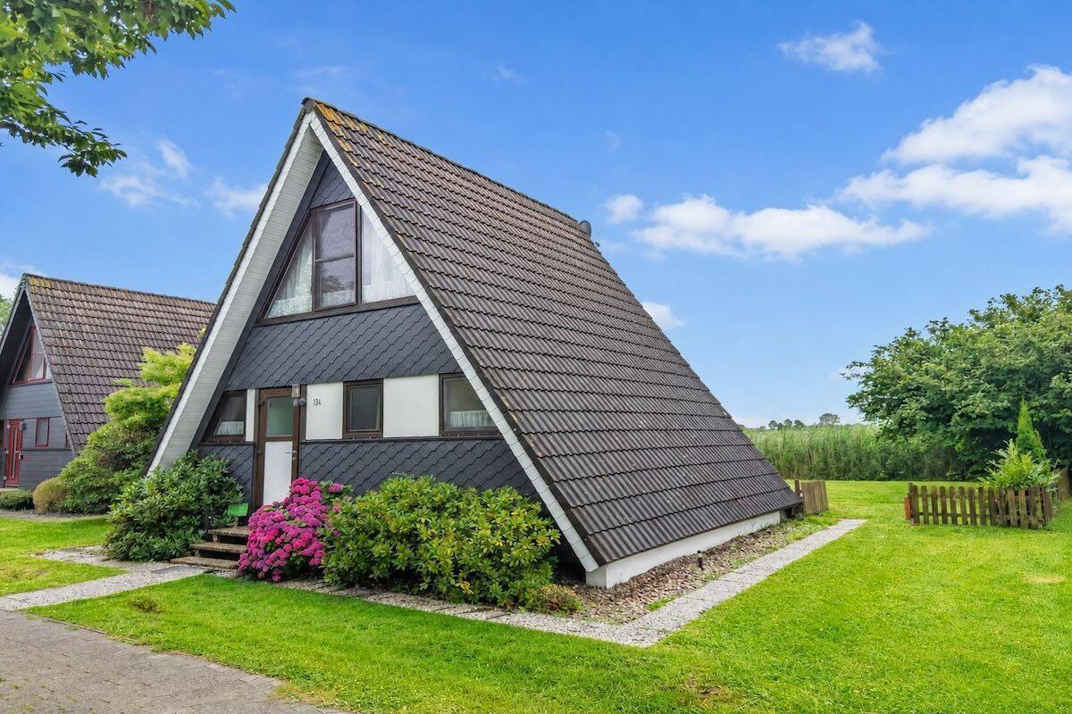 Real Estate Title Image Background