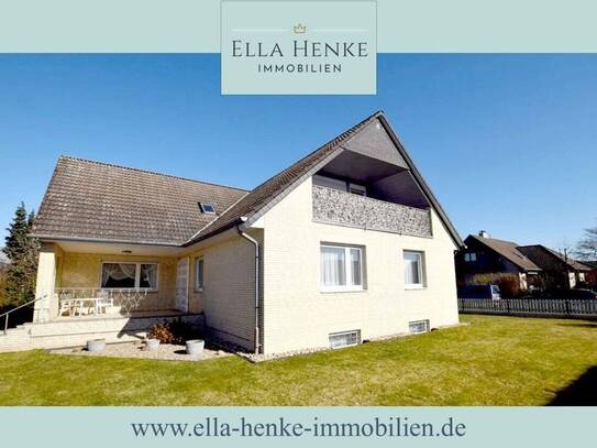 In Top-Lage von Peine! Großes, gepflegtes Ein- bis Zweifamilienhaus mit Keller + 2 Garagen.