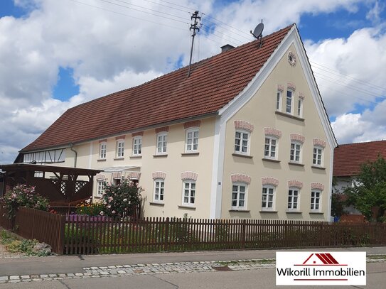 Gepflegtes Bauernhaus mit Einliegerwohnung, großem Grundstück und Bauplatz