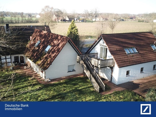 Ländlich gelegenes Anwesen mit Anliegerwohnung auf großem Grundstück!