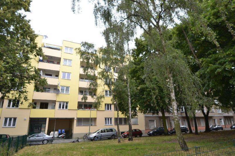 Super Schnitt, sonniger Balkon, EBK und Parkett! - Foto 1