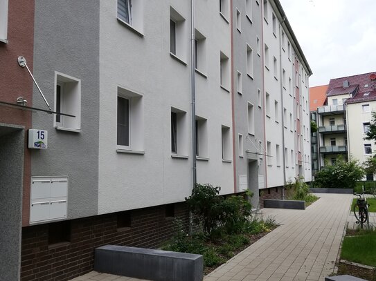 Erstbezug nach Modernisierung! Schöne 2 Zimmerwohnung mit Balkon in Hannover-Stöcken