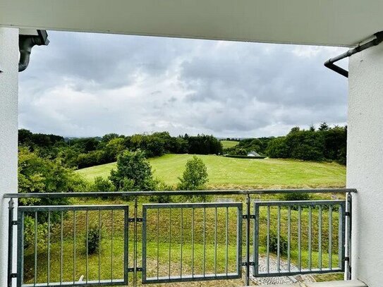 Großzügige 3-Zimmer-Wohnung im Erdgeschoss mit Balkon