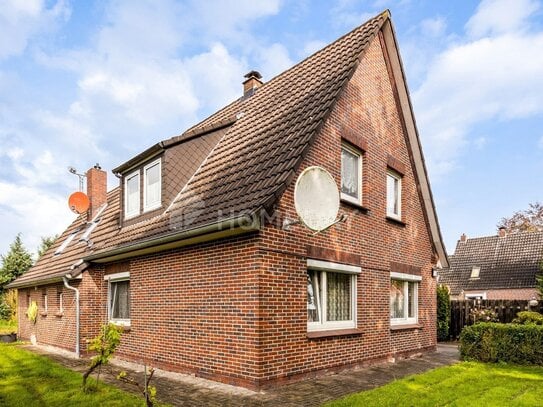 Hübsches EFH mit großem Grundstück, Garten, Stellplätzen, EBK und Terrasse in ländlicher Umgebung