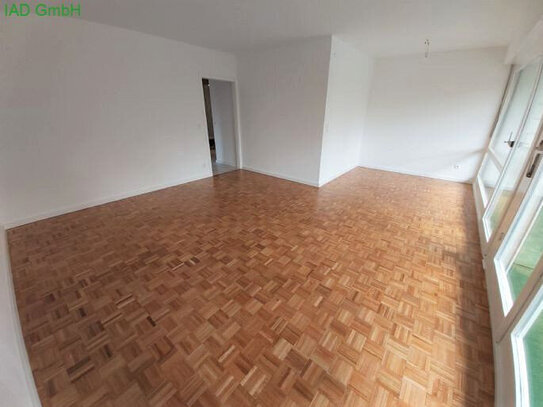 Traumhafte 3,5 Zimmer Wohnung im Herzen von Wiesbaden Möbel aufstellen und einziehen !