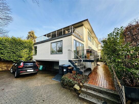 Großzügige, offene 2-Zimmer-Whg. mit großer Terrasse // Düsternbrook, Lornsenstraße