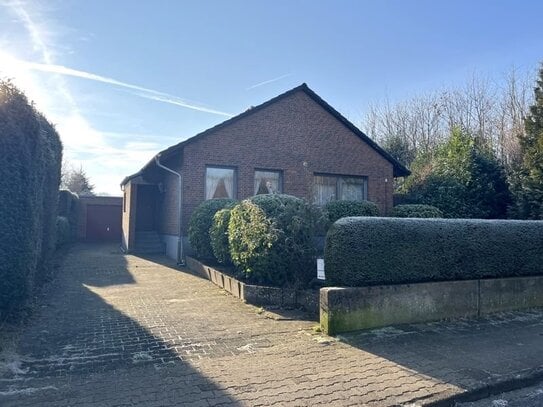 Einfamilienhaus mit Garage in Sackgassenlage zu verkaufen