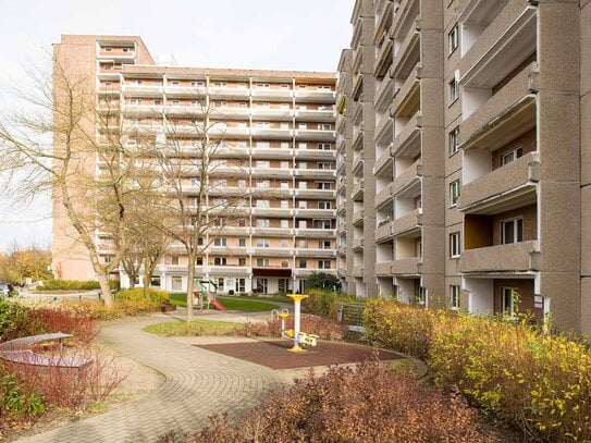 Perfekt ... mit XXL-Balkon und Küche mit Fenster!