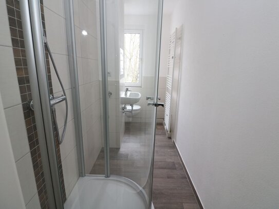 Richtig eingeseift...moderne 3-RW mit Dusche u. Balkon!!!