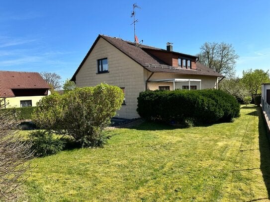 Ein-/Zweifamilienhaus mit wunderschönem Gartengrundstück in ruhiger Lage von Mainhardt