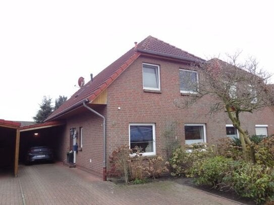 Doppelhaushälfte mit Carport in ruhiger Lage von Zetel