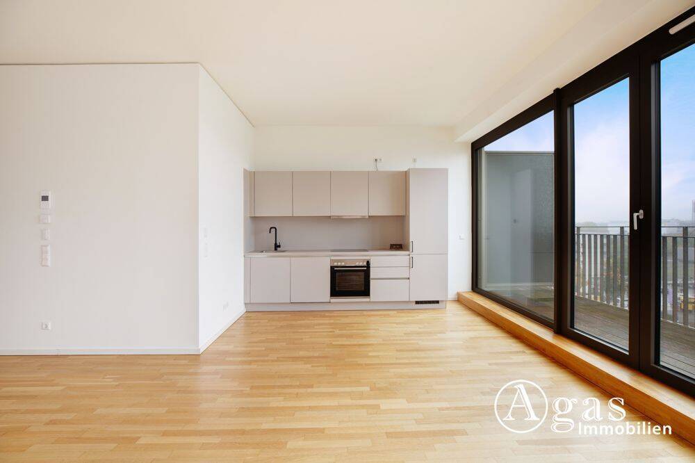 Dachgeschoss mit Panoramablick! Luxus 3 Zimmer Wohnung mit ca. 88m², EBK und Terrasse in Mitte! - Photo 1