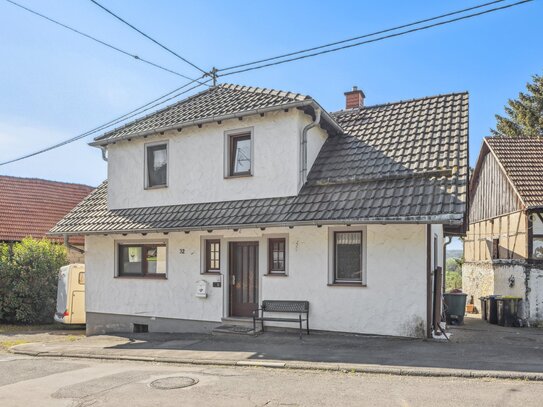 Charmantes Einfamilienhaus mit Potenzial in Schotten-Wingershausen!