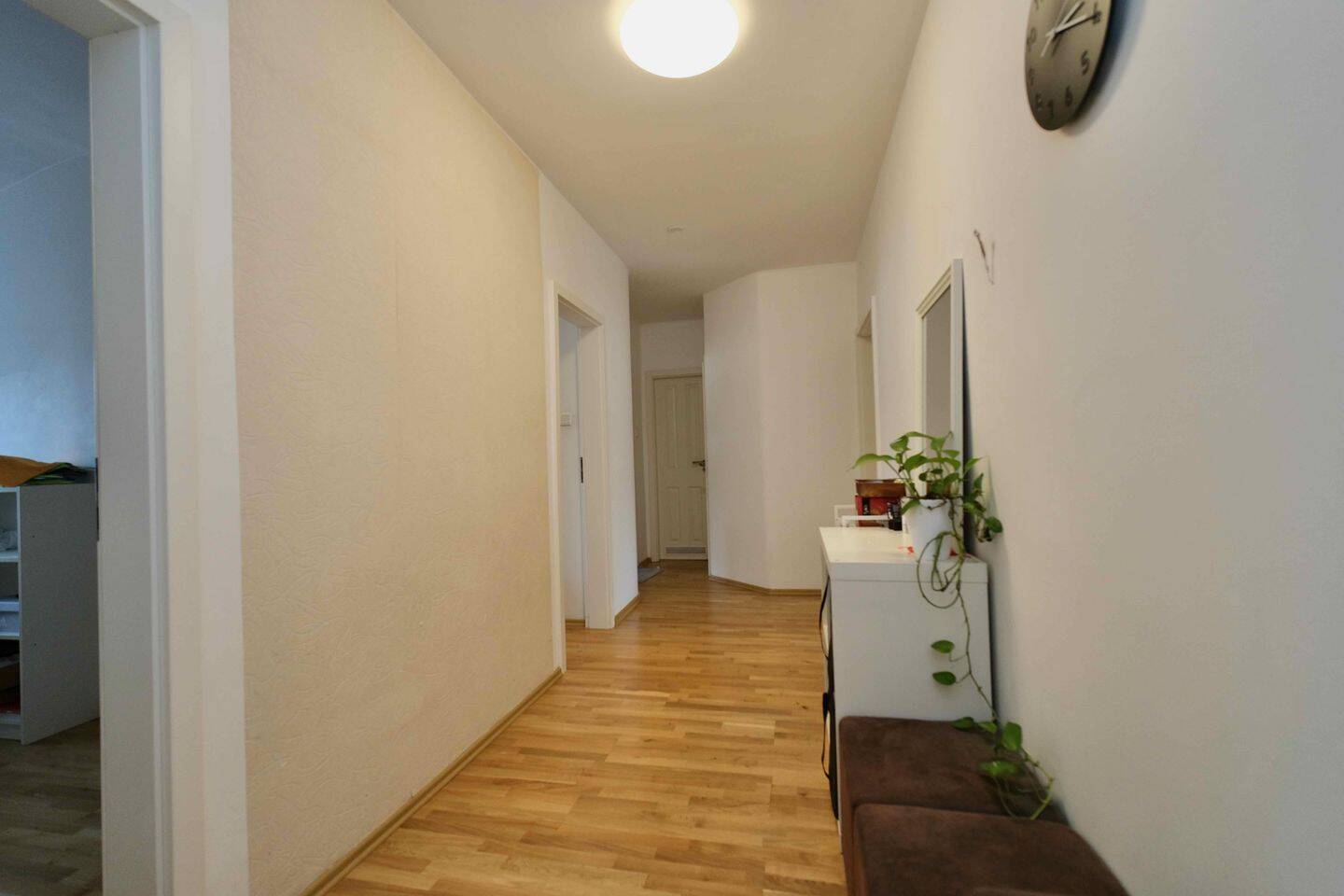 Charmante Wohnung mit durchdachter Raumaufteilung und stilvollem Ambiente