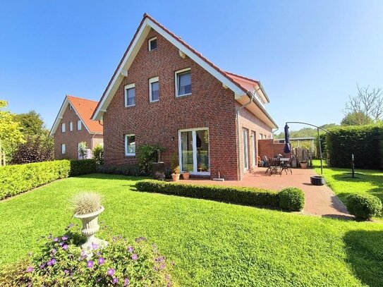 Geheimtipp - Neuwertiges Reihenendhaus mit Garten und Carport in unmittelbarer Küstennähe