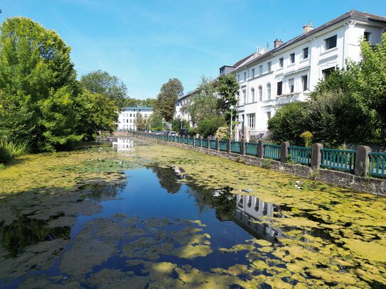 Exklusives Wohnen in historischer Gründerzeitvilla mit Blick auf den Poppelsdorfer Weiher!