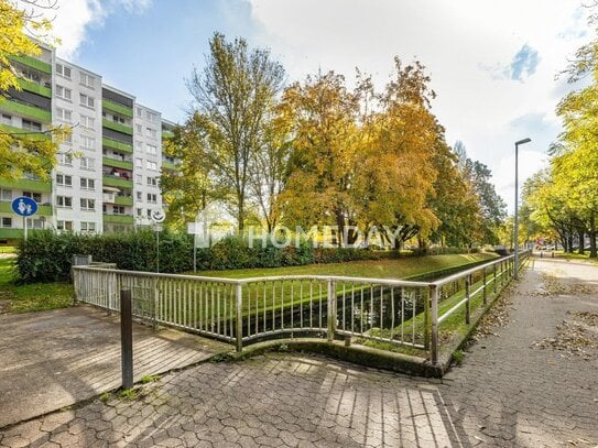 Helle 2-Zimmer-Wohnung mit Süd-Loggia in gepflegter Wohnanlage