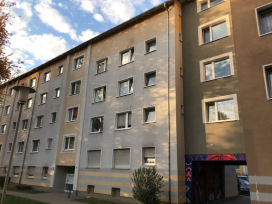 Ab sofort frei - Wohnung mit Balkon in Zeilsheim