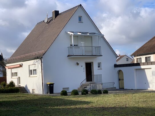 Gepflegtes Einfamilienhaus mit großem Grundstück (weiter bebaubar) in schöner Wohnlage