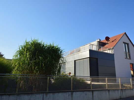 Neuwertiges helles 4,5-Zi.-Einfamilienhaus mit 2 Bäder 7 km.südl.Klinikum