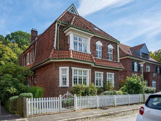 Bremerhaven-Bürgerpark // Historisches Juwel am Bürgerpark - Denkmalgeschütztes Schmuckstück mit einzigartigem Charme"