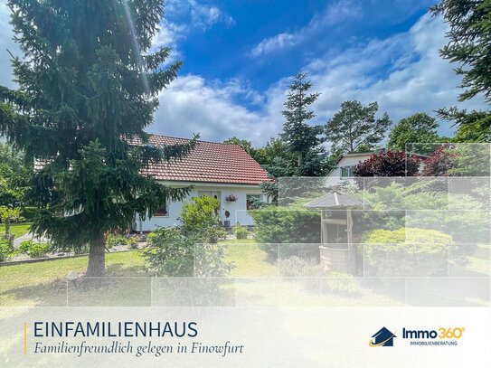 Einfamilienhaus in grüner Lage mit Seenähe