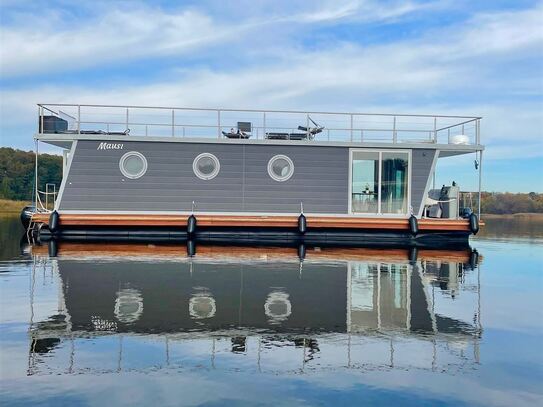 Hausboot auf der Müritz mit Vermietungskonzept