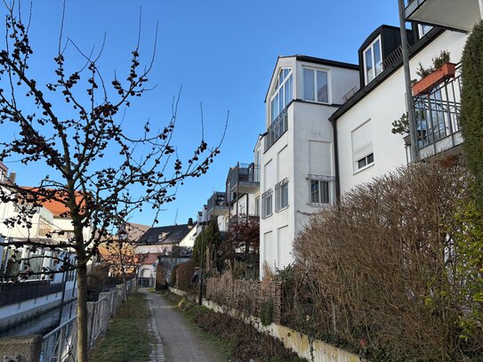 Sonnige 2 Zimmer-Wohnung mit West-Erker in Freising Stadtmitte - Am Wörth Bestlage zum Selbstbezug