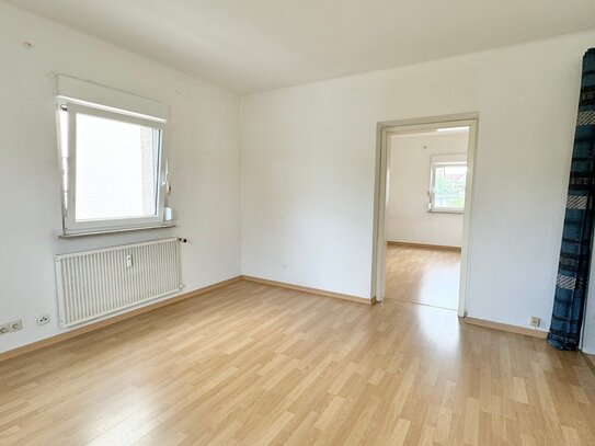 Altenfurt, hübsche gepflegte 2-ZW 56 m², EBK, ohne Balkon im Hochparterre