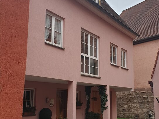 Einfamilienhaus (B) in zentraler Altstadtlage mit Garten, Garage und Stellplatz