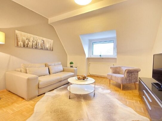 Bright, renovated and exquisitely fitted apartment in central location of Essen