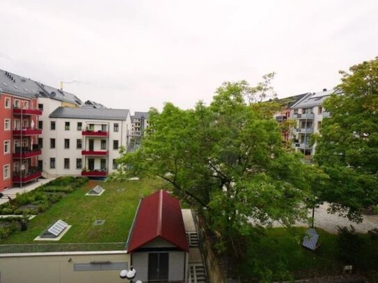 Großzügige 2 Raum Wohnung mit Balkon, Aufzug und Tageslichtbad in Zentrumsnähe