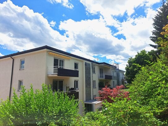 Bezugsfrei - zentrale Innenstadtlage - Balkon - oberstes Geschoss