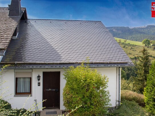 Willingen erleben! Gepflegte ETW mit großem Balkon und toller Aussicht in Schwalefeld