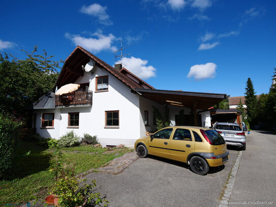 Massives 2 Familienhaus in Öhningen Schienen - renovierungsbedürftig