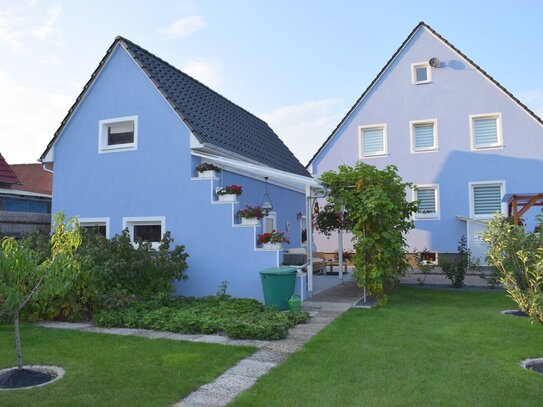 MODERNISIERTES EINFAMILIENHAUS