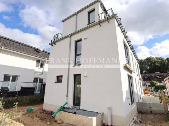 ERSTBEZUG - Moderne 3-Zimmer-Maisonettewohnung mit Terrasse in Hamburg-Bramfeld