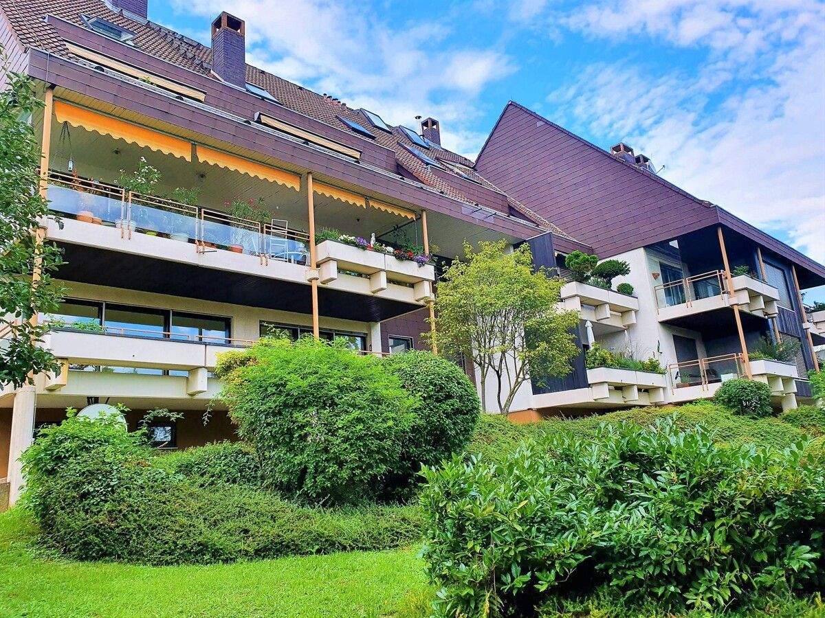 Exklusives Wohnen mit Spa-Komfort - Stilvolle 4,5-Zimmer-Residenz in Frankfurt-Bergen-Enkheim