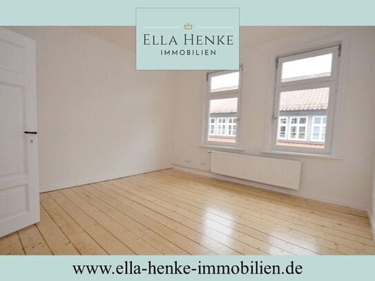 Modernisierte, helle Altbauwohnung in der Innenstadt von Goslar zu vermieten.