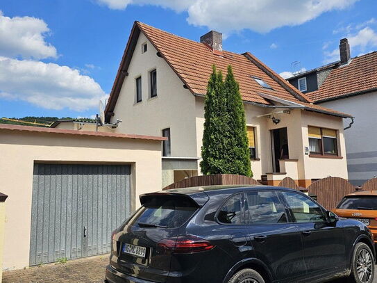 Gründau Lieblos - RENOVIERTE HAUS MIT EINLIGERWOHNUNG / NEUE HEIZUNG