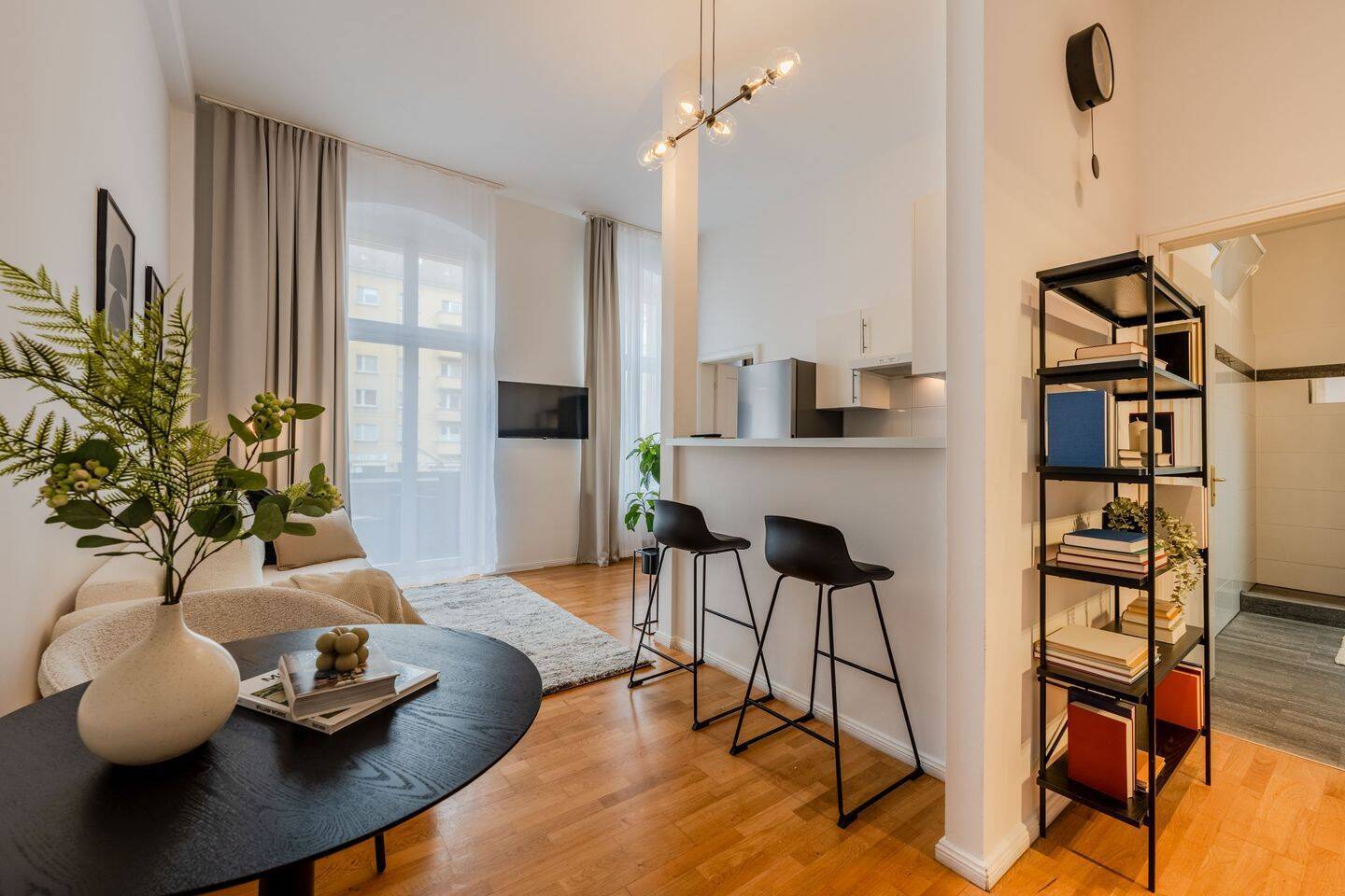 2-Zi.-Apartment im Prenzlauer Berg – möbliert, Balkon, Smart Home - Foto 1