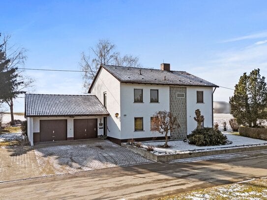 Mit traumhafter Aussicht! Einfamilienhaus in naturnaher Lage