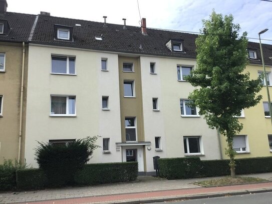 Hier ist Ihre Traumwohnung ! Modernisierte 2-Raum-Wohnung mit Flair!