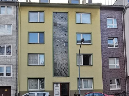 Schöne DG Wohnung in Düsseldorf Rath