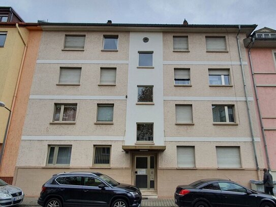 Mehr-Parteien-Geschäfts-/Wohnhaus in Mannheim Sandhofen als Anlge und/oder zur privaten Nutzung