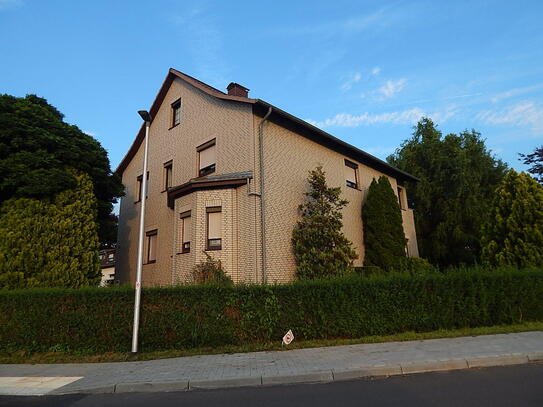 Gepflegtes Zweifamilienhaus zur Selbstnutzung oder als Kapitalanlage in 37154 Northeim OT Bühle!