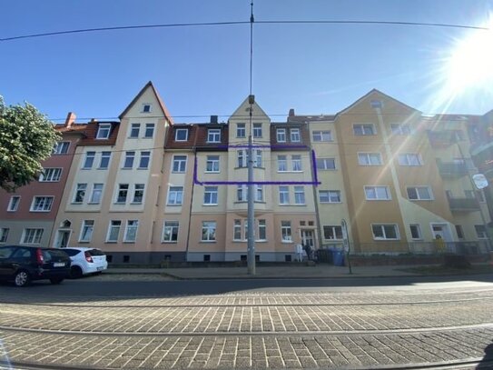 Wohnung mit Balkon im 2. Stock