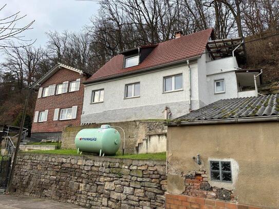 Saniertes ländlich gelegenes Einfamilienhaus in Niederkrossen