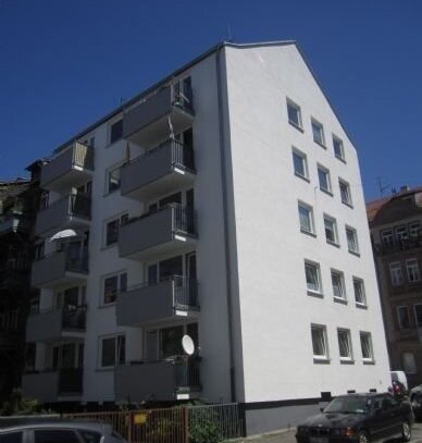 Schöne 3-Zimmer-Wohnung mit kleinem Balkon im Herzen von St. Johannis