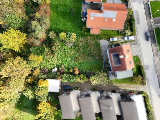 Zweite Reihe, erste Wahl: Bauträgerfreies Grundstück in Detmold!